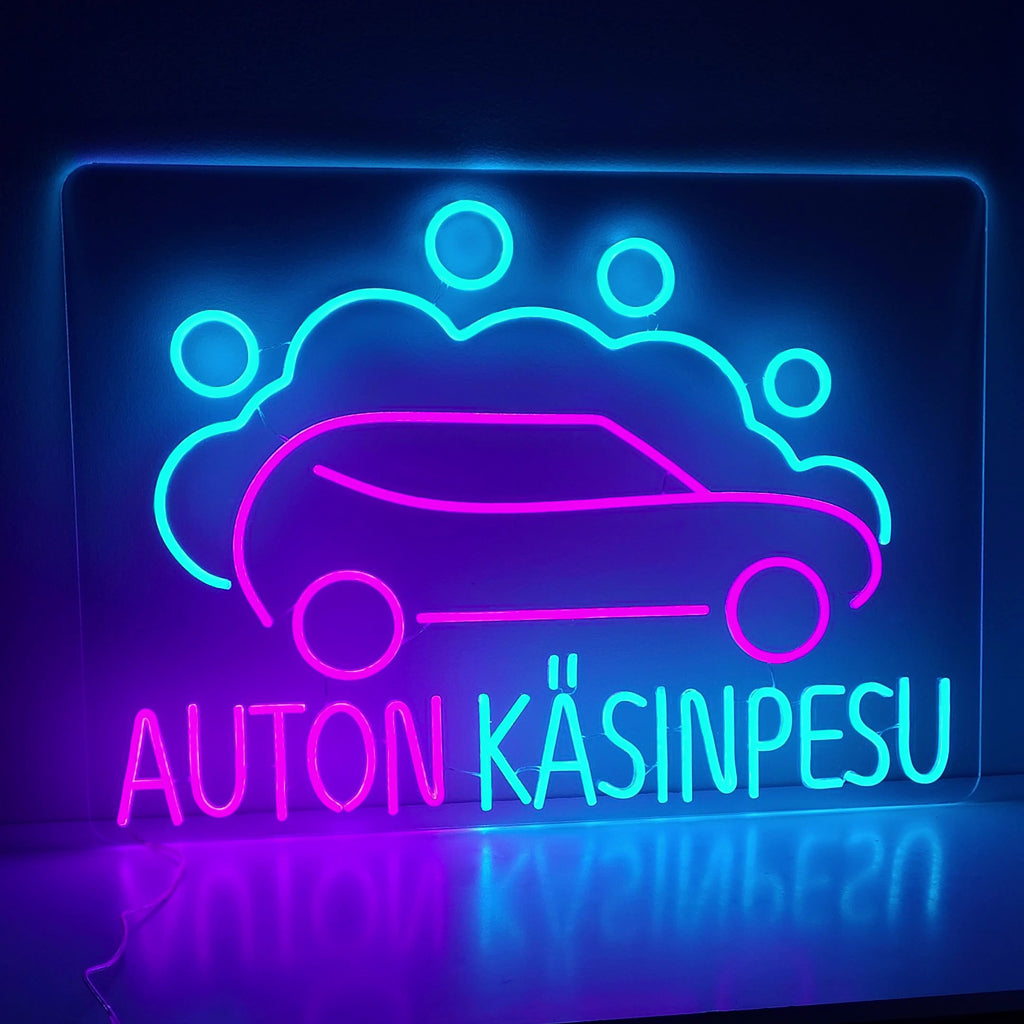 "Insegna al neon per autolavaggio": una vivace luce al neon con la scritta "Car Wash", che crea un'atmosfera invitante e dinamica per la tua attività di autolavaggio.