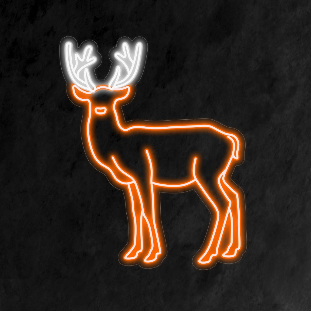 „Deer Neon Sign” se luminează cu o strălucire rustică, aducând eleganța naturii în spațiul tău, perfect pentru pasionații de natură și cei care caută o notă de în aer liber.