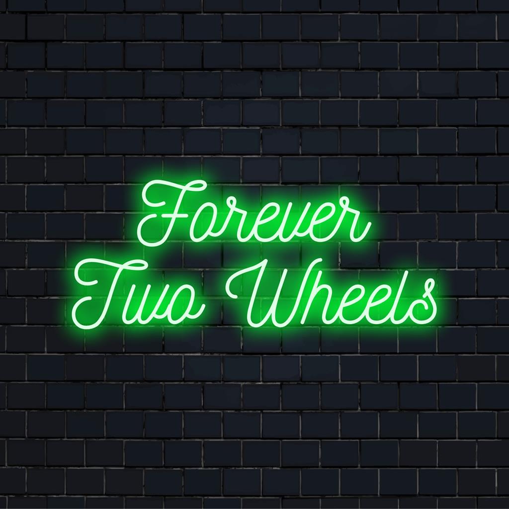 Eredalt helendav Forever Two Wheels LED-neoonmärk, mis sobib ideaalselt mootorrattahuvilistele ja neoondekoori fännidele.