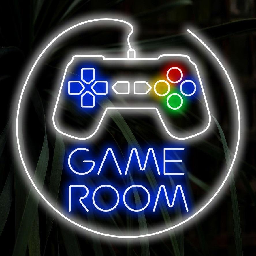 "Game Room Neon Sign" - Φωτίζει με παιχνιδιάρικα vibes, απαραίτητο στοιχείο για τις αίθουσες παιχνιδιών και τους χώρους ψυχαγωγίας, δημιουργώντας ένα καταφύγιο για τους λάτρεις του gaming.