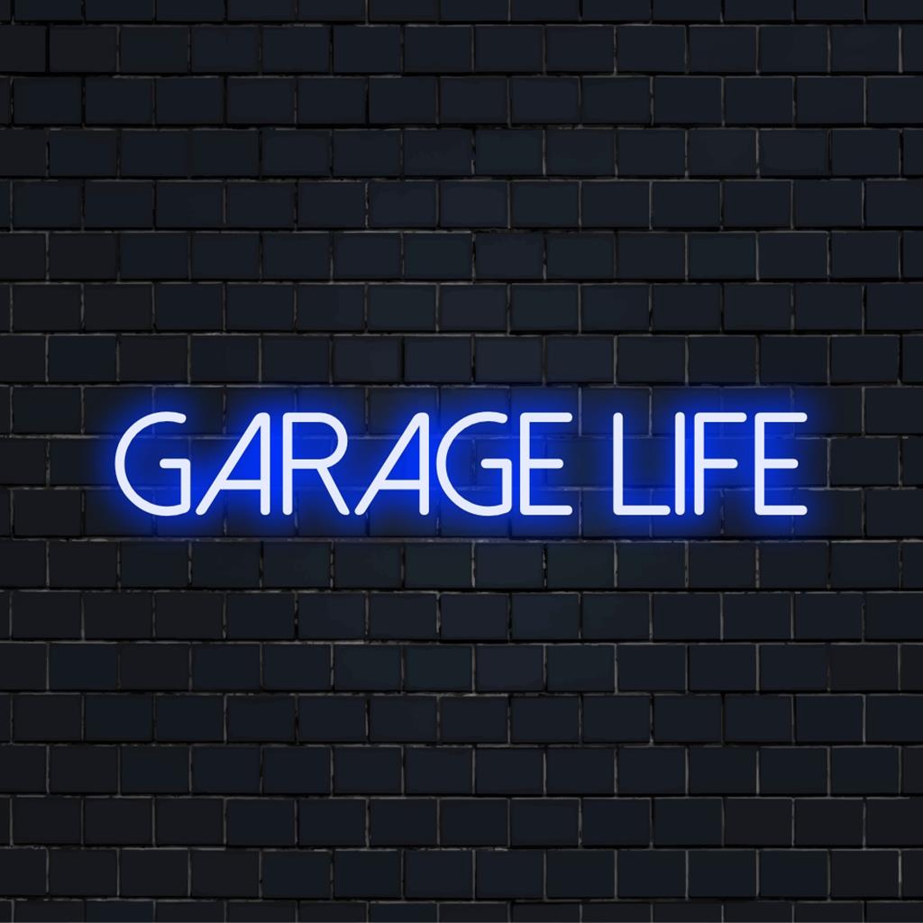 Semn cu neon cu LED personalizat care afișează Garage Life, perfect pentru a adăuga caracter oricărui spațiu cu artă neon radiantă.