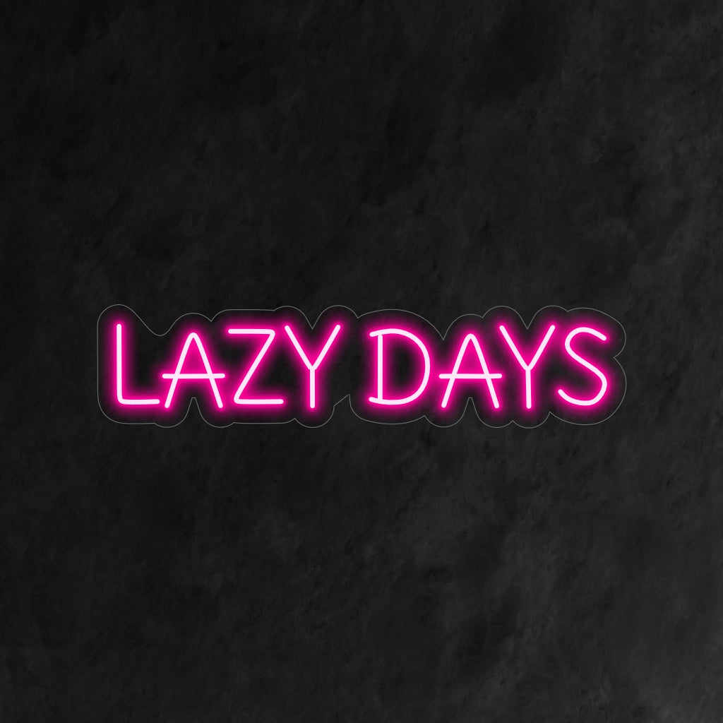 "Lazy Days Neon Sign" bringer en afslappet og ubekymret stemning til dit rum. Et neonlys med hængekøjedesign, perfekt til at skabe en afslappet atmosfære.