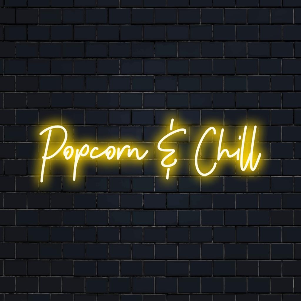 Popcorn Chill νέον επιγραφή? Προσαρμοσμένη διακόσμηση LED για κινηματογράφους ή σαλόνια, με παιχνιδιάρικο ποπ κορν και σχεδιασμό σεναρίου σε ζεστές αποχρώσεις.