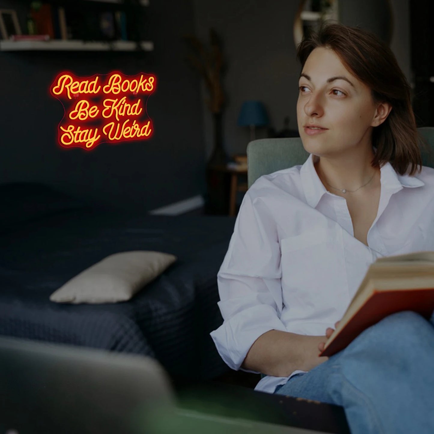 Czytaj książki, bądź miły, pozostań dziwny - Świecący napis LED 5V USB - Ekonomiczny