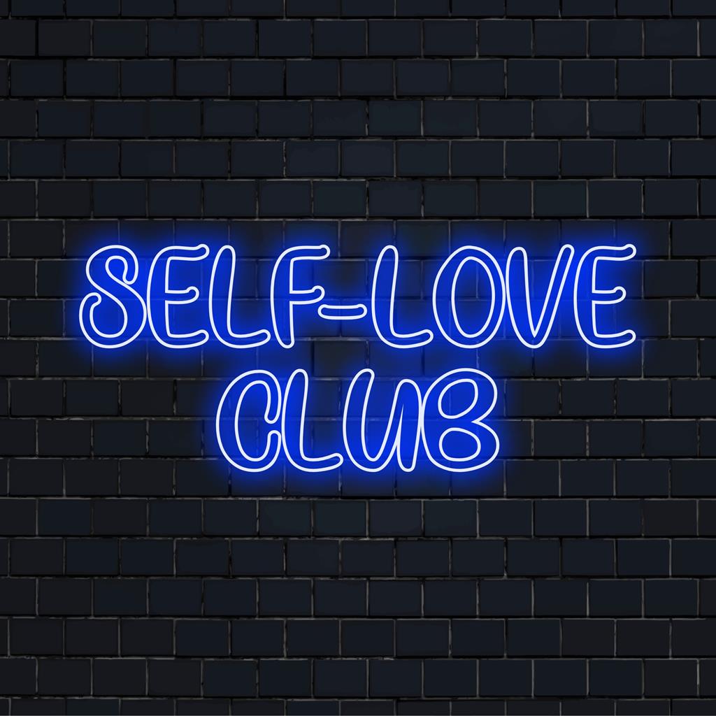 Πινακίδα νέον κατά παραγγελία Self-Love Club, που συνδυάζει λαμπερή κομψότητα και ενδυνάμωση. Ιδανικό για προσαρμοσμένη neon διακόσμηση και μοναδική ατμόσφαιρα.