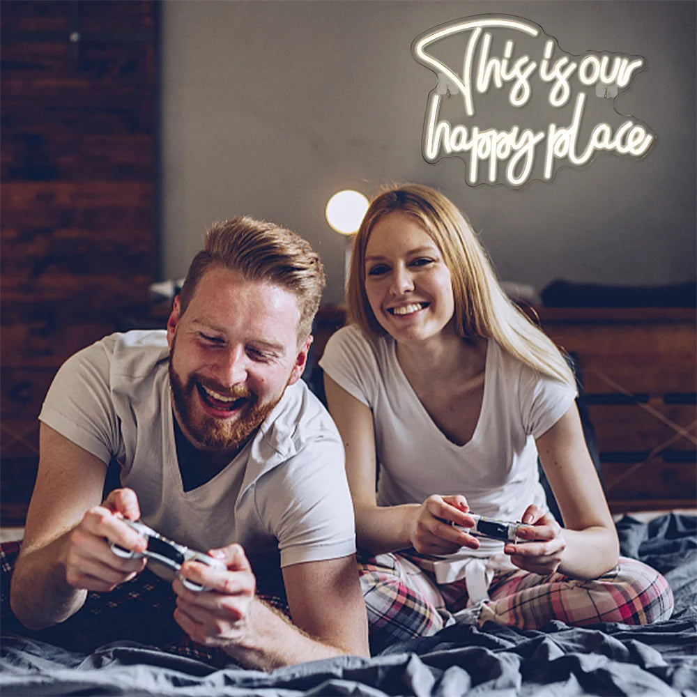 To nasze szczęśliwe miejsce 5V USB Neonowy Napis - Przyjazny dla Budżetu