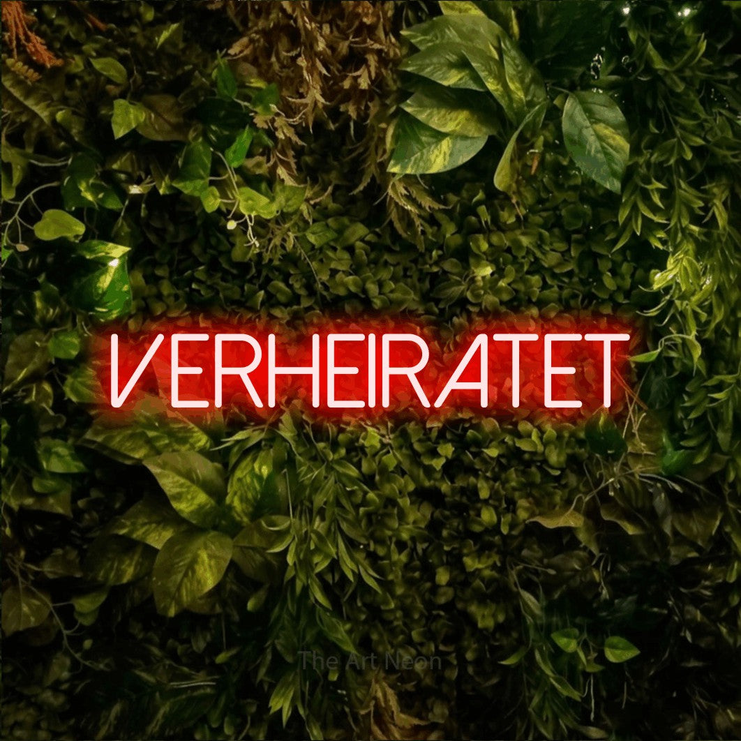 LED neon sign reading “Verheiratet”, arranged in a single line.