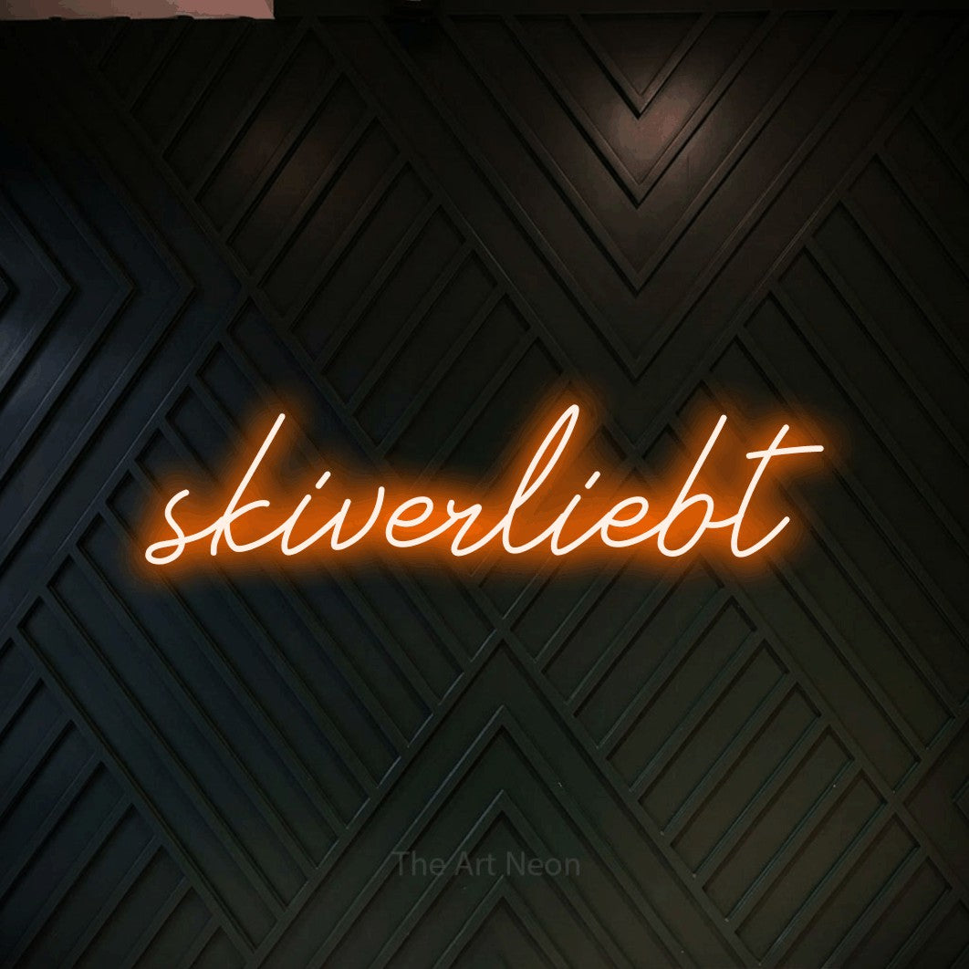 LED neon sign reading “skiverliebt”, arranged in a single line.