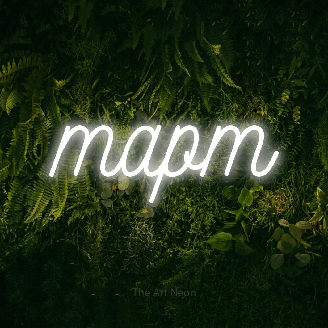 LED neon sign reading “тарт”, arranged in a single line.