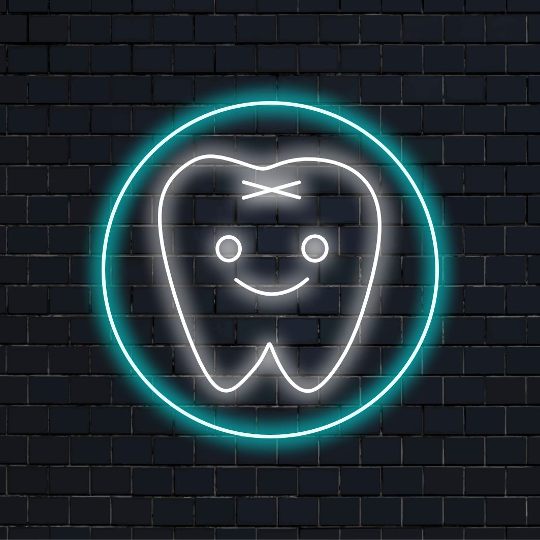 L'insegna al neon "Cute Tooth Neon Sign" si illumina con una luce al neon, infondendo al tuo studio dentistico un'atmosfera giocosa e amichevole, ideale per creare un'atmosfera accogliente per i bambini.
