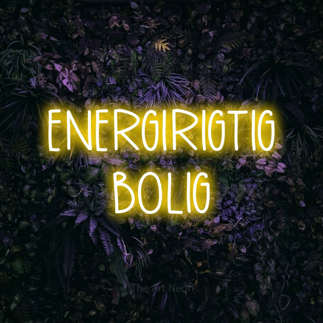 LED neon sign reading “ENERGIRIGTIG BOLIG”, arranged in 2 lines.