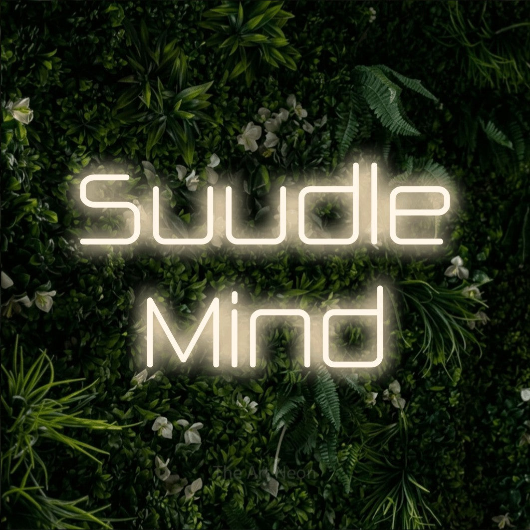 LED neon sign reading “Suudle Mind”, arranged in 2 lines.