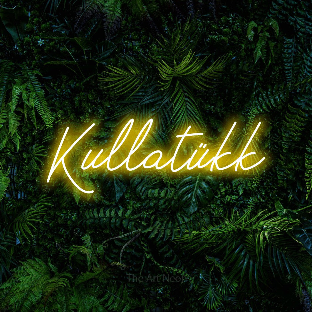 LED neon sign reading “Kullatükk”, arranged in a single line.