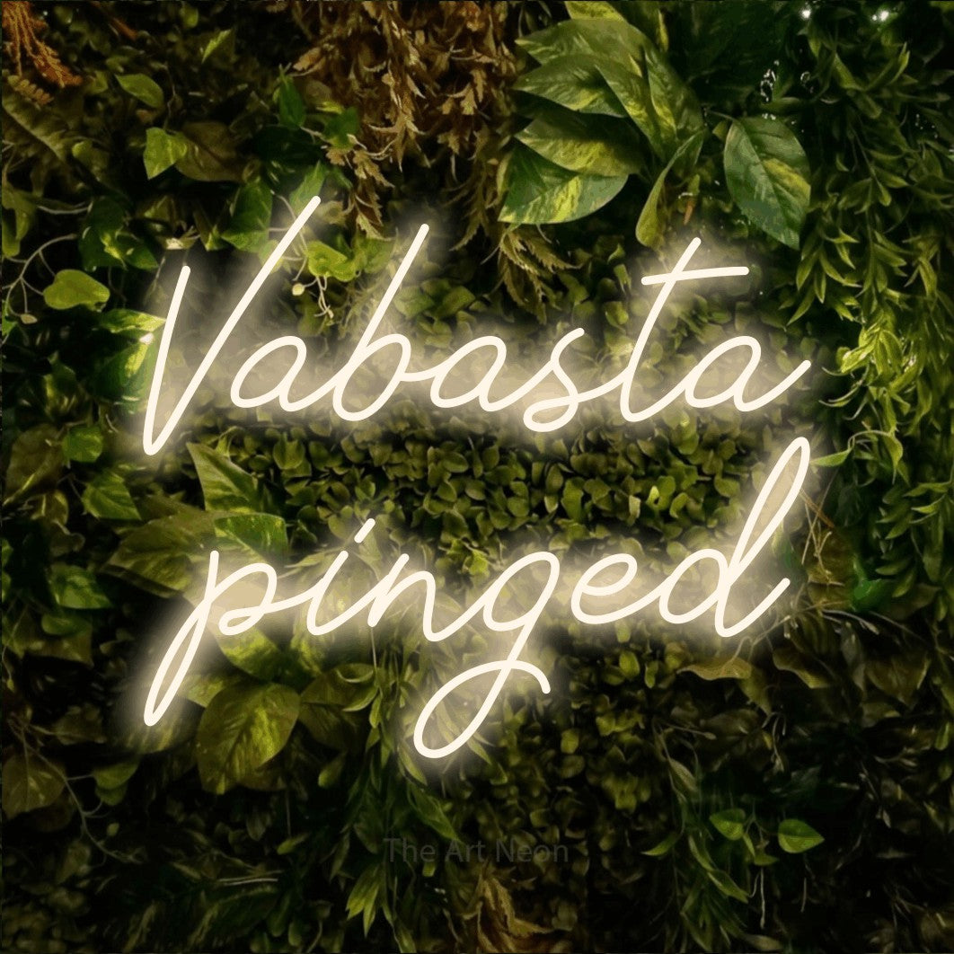 LED neon sign reading “Vabasta pinged”, arranged in 2 lines.