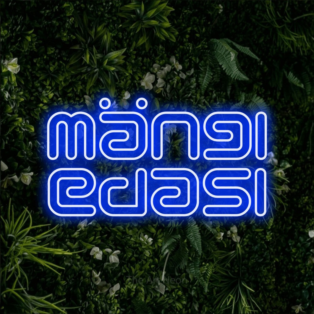 LED neon sign reading “mängi edasi”, arranged in two lines.