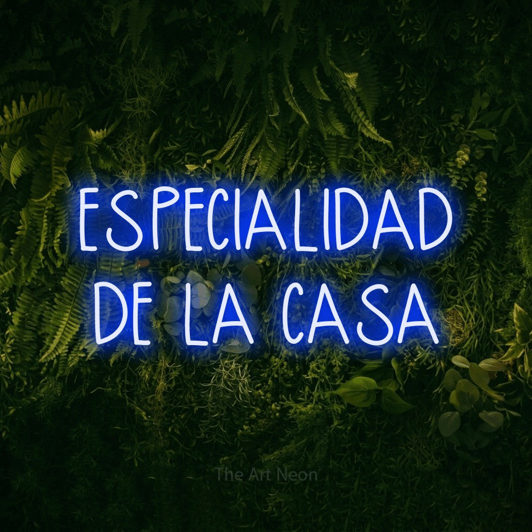 LED neon sign reading “ESPECIALIDAD DE LA CASA”, arranged in 2 lines.