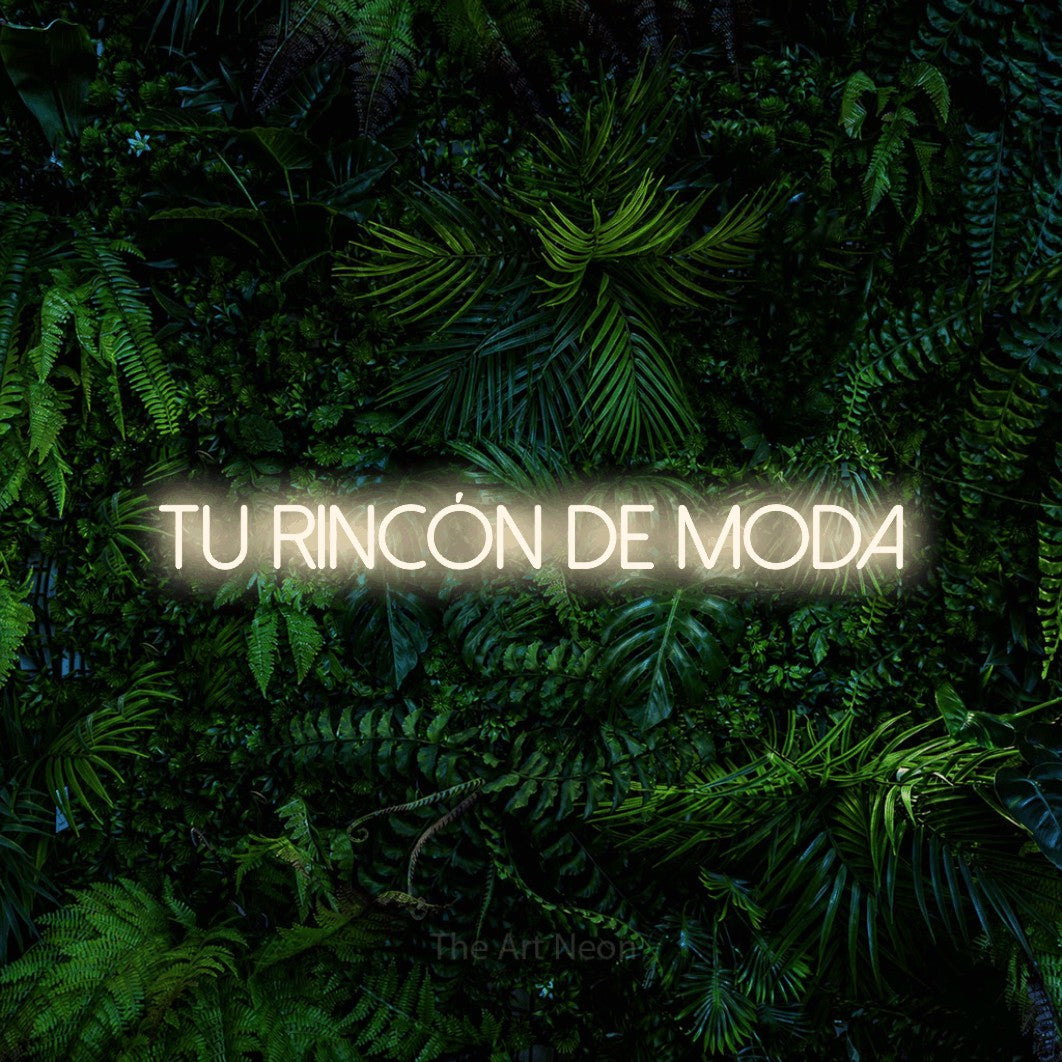 LED neon sign reading “Tu Rincón de Moda”, arranged in a single line.