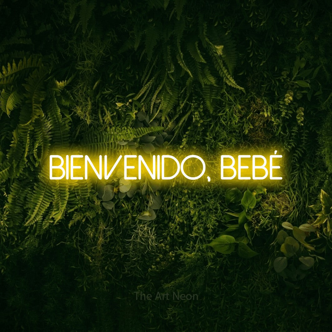 LED neon sign reading “Bienvenido, Bebé”, arranged in a single line.