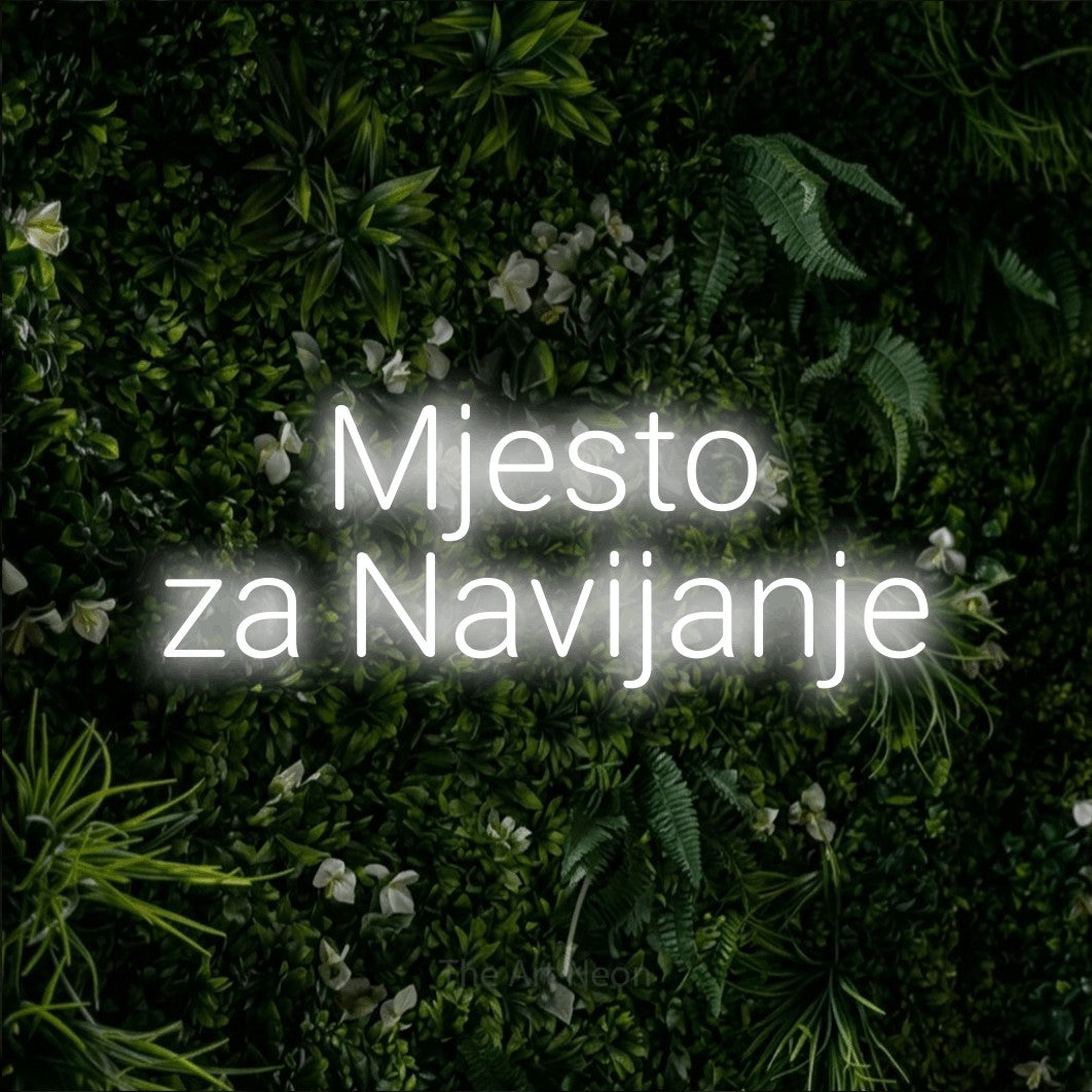 LED neon sign reading “Mjesto za Navijanje”, arranged in two lines.