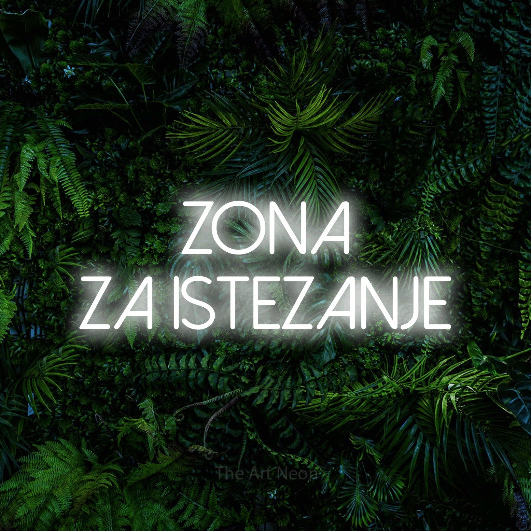 LED neon sign reading “ZONA ZA ISTEZANJE”, arranged in two lines.