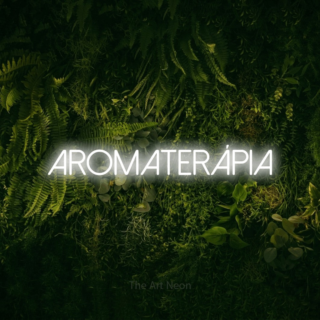 LED neon sign reading “AROMATERÁPIA”, arranged in a single line.
