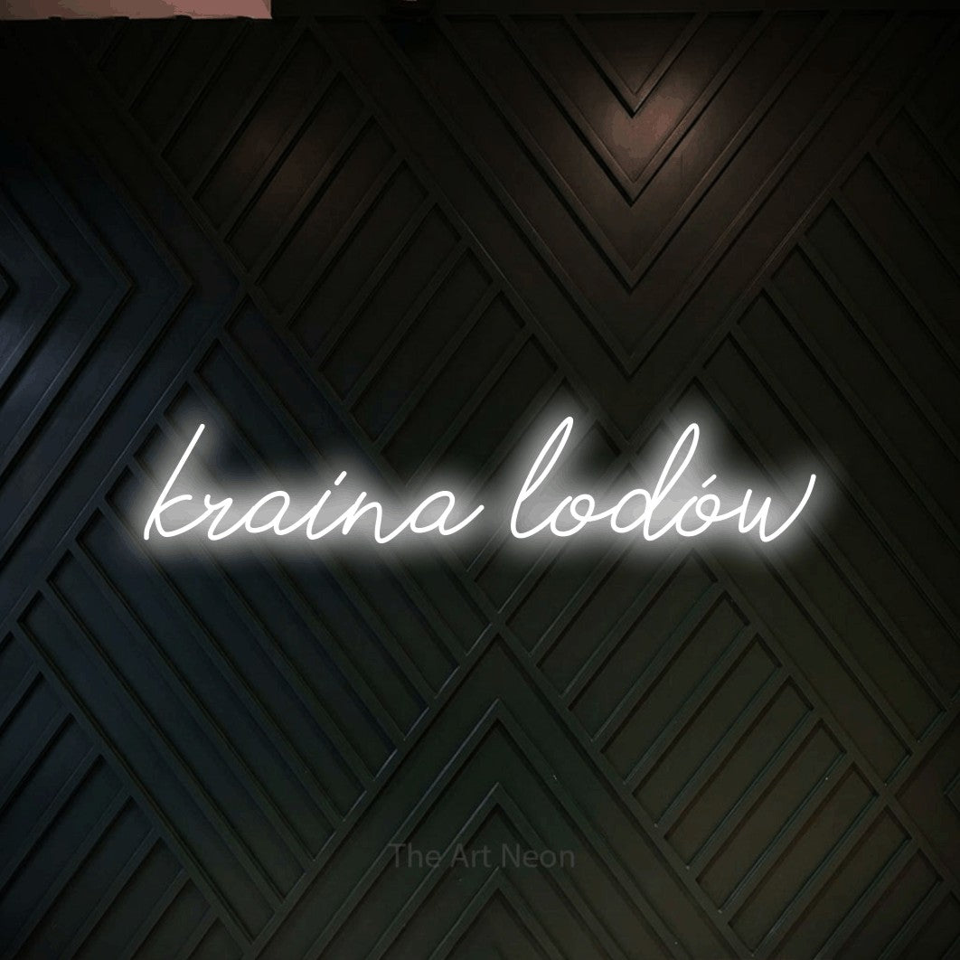 LED neon sign reading “kraina lodów”, arranged in a single line.