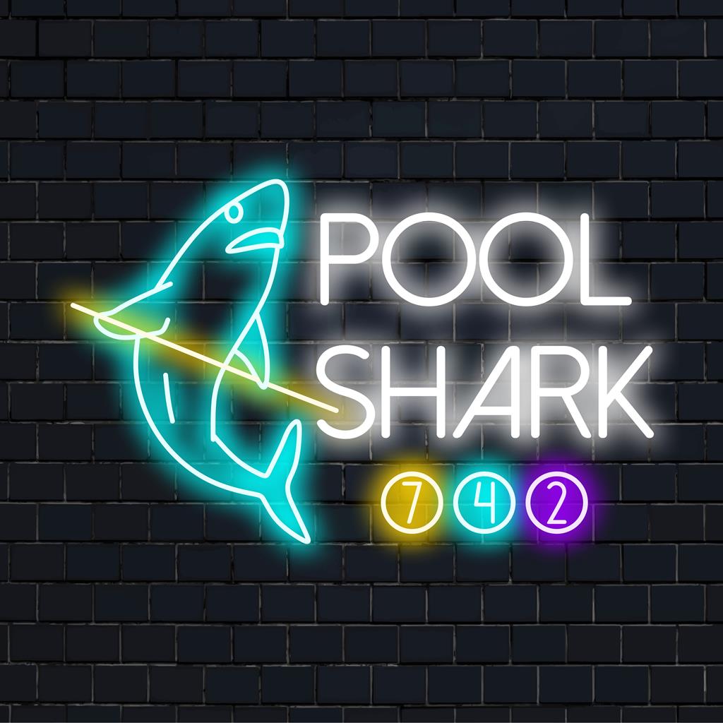 Enseigne au néon LED personnalisée avec un design ludique de requin de piscine, parfaite pour un art mural et une décoration au néon uniques.