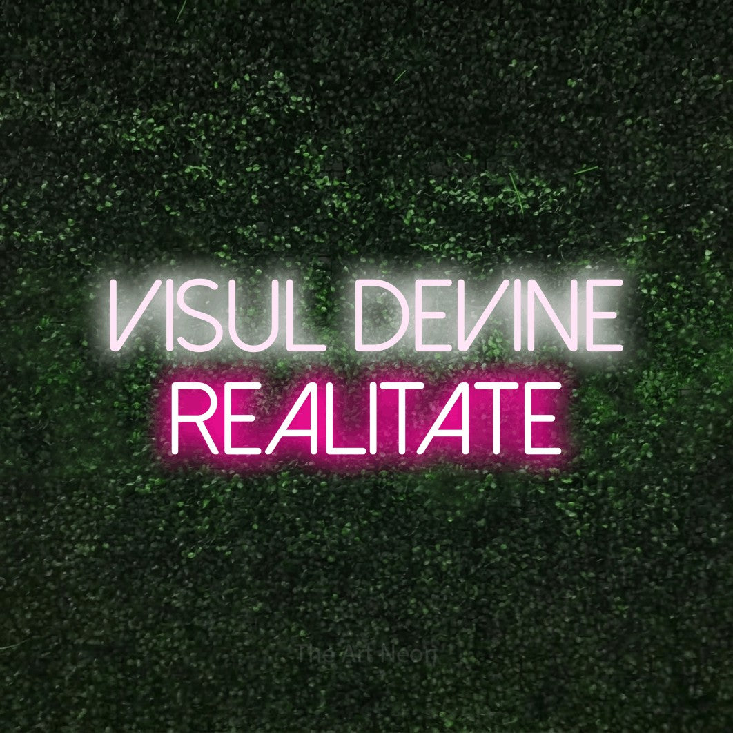 LED neon sign reading “Visul Devine Realitate”, arranged in two lines.