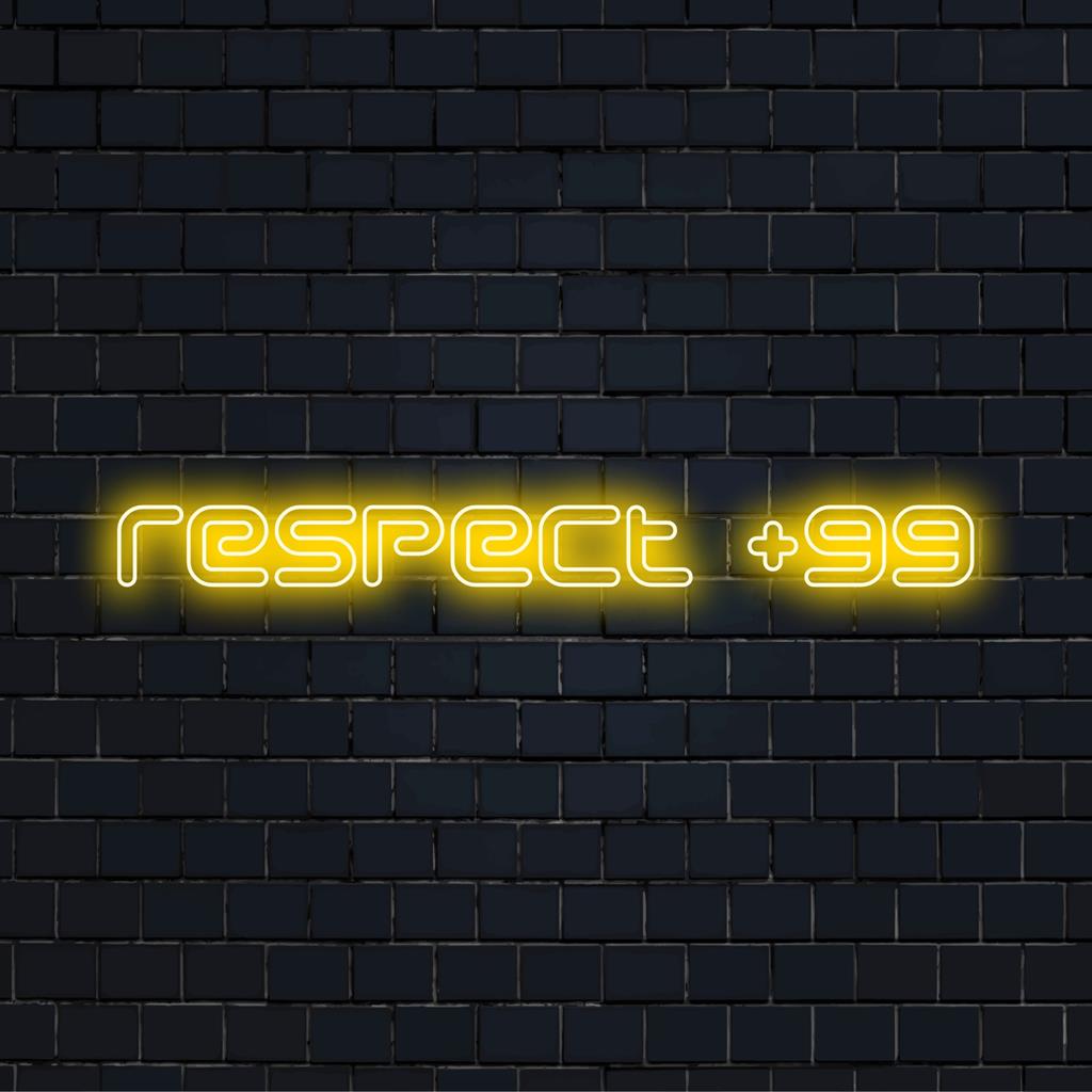 Élénk, egyedi LED-es neonreklám „Respect +99” kifejezéssel, tökéletes egyedi neon falfestménynek vagy egyedi dekorációnak.