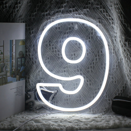 Rođendanski brojevi sa životinjama 0–9 – LED neonski natpis (5 V USB)
