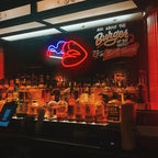 Női ajkak cigarettával – LED-neon dekoráció (5 V USB)