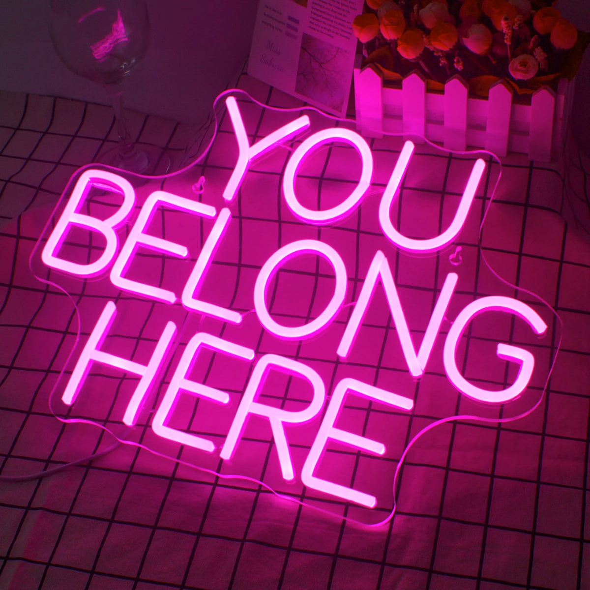 You Belong Here – LED неонова табела (5 V USB)