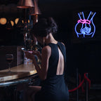 Umriss eines Frauenkörpers – LED-Neonschild (5 V USB)