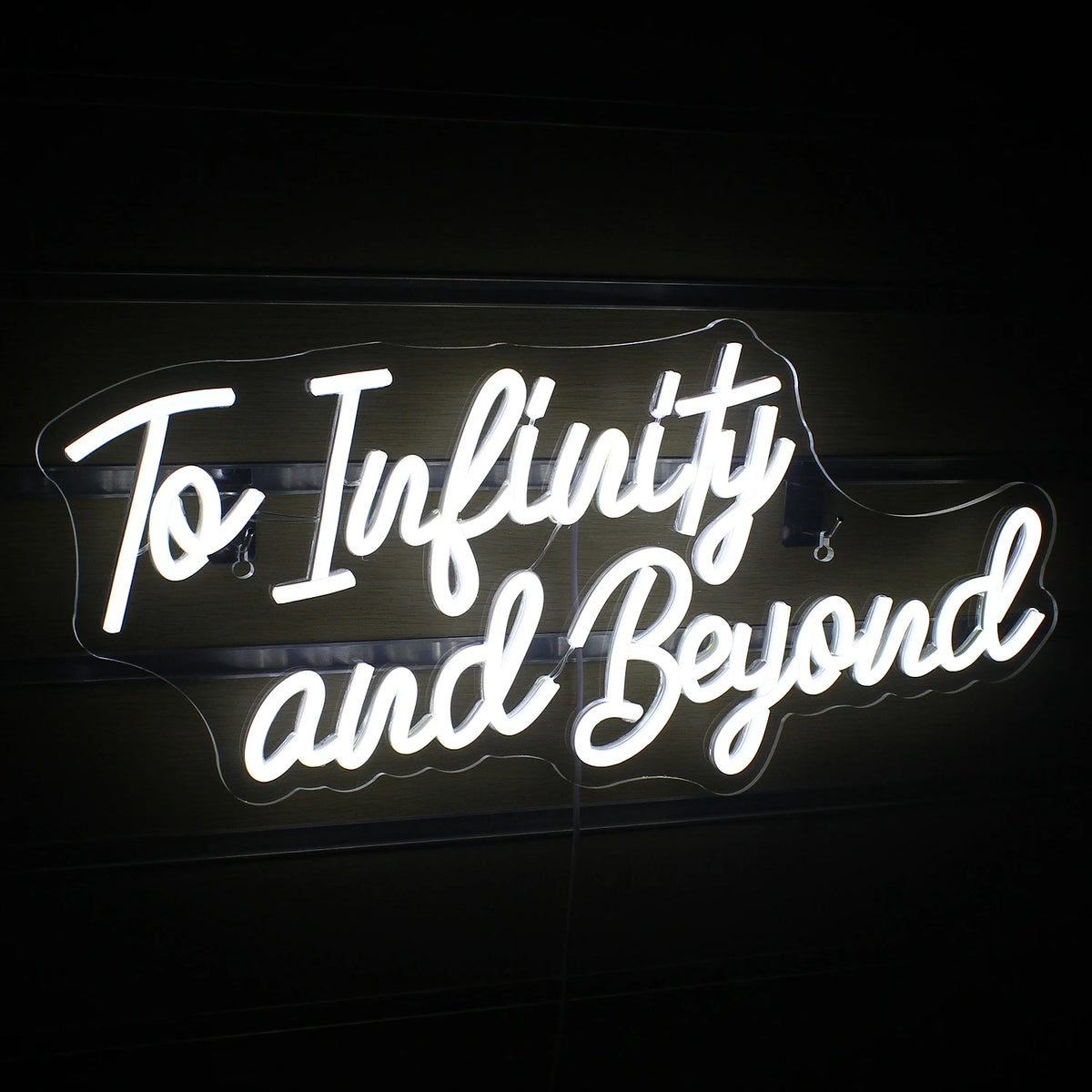 To Infinity and Beyond – LED-neonbord (5 V USB)