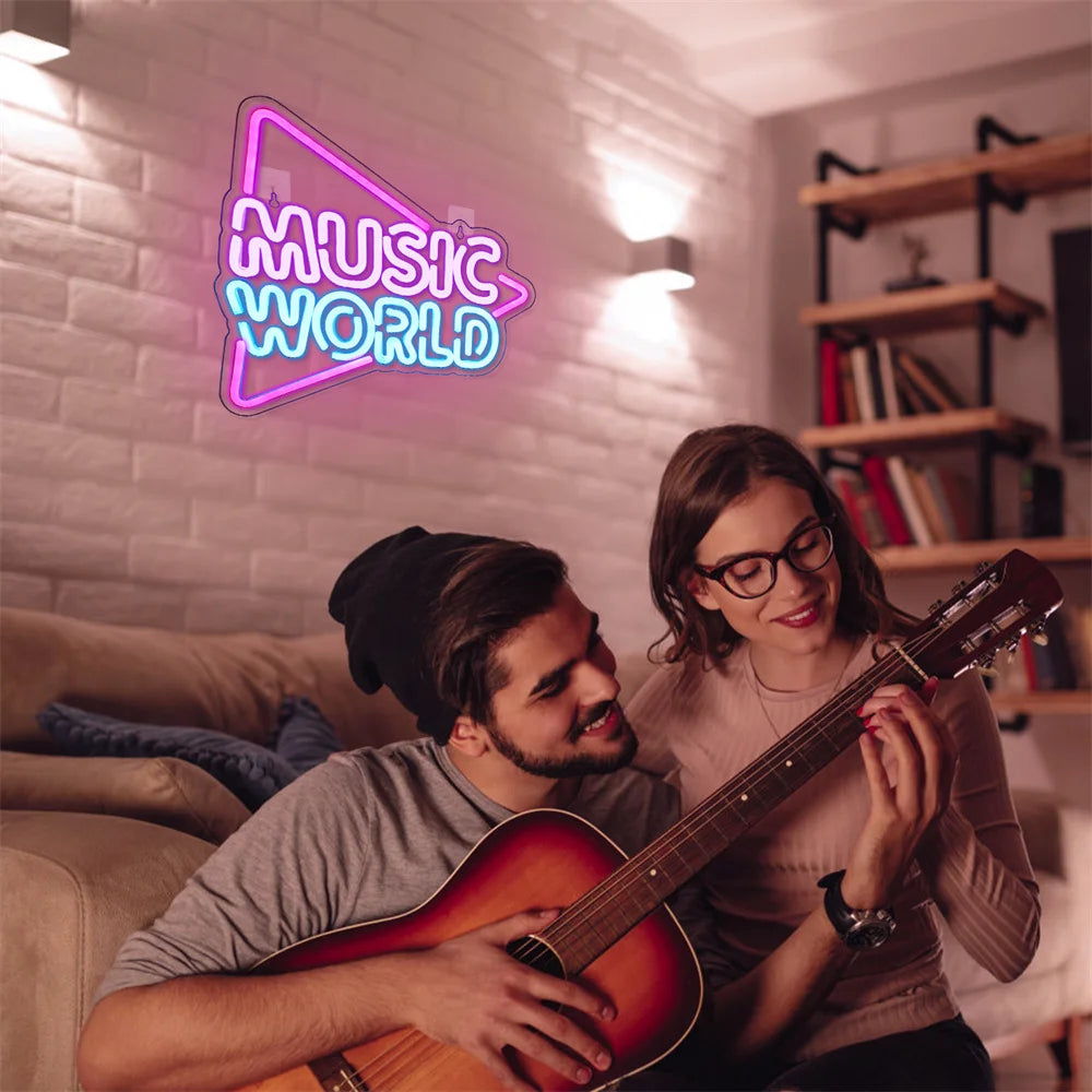 MUSIC WORLD – Kolmnurk – LED-neoonsilt (5 V USB)
