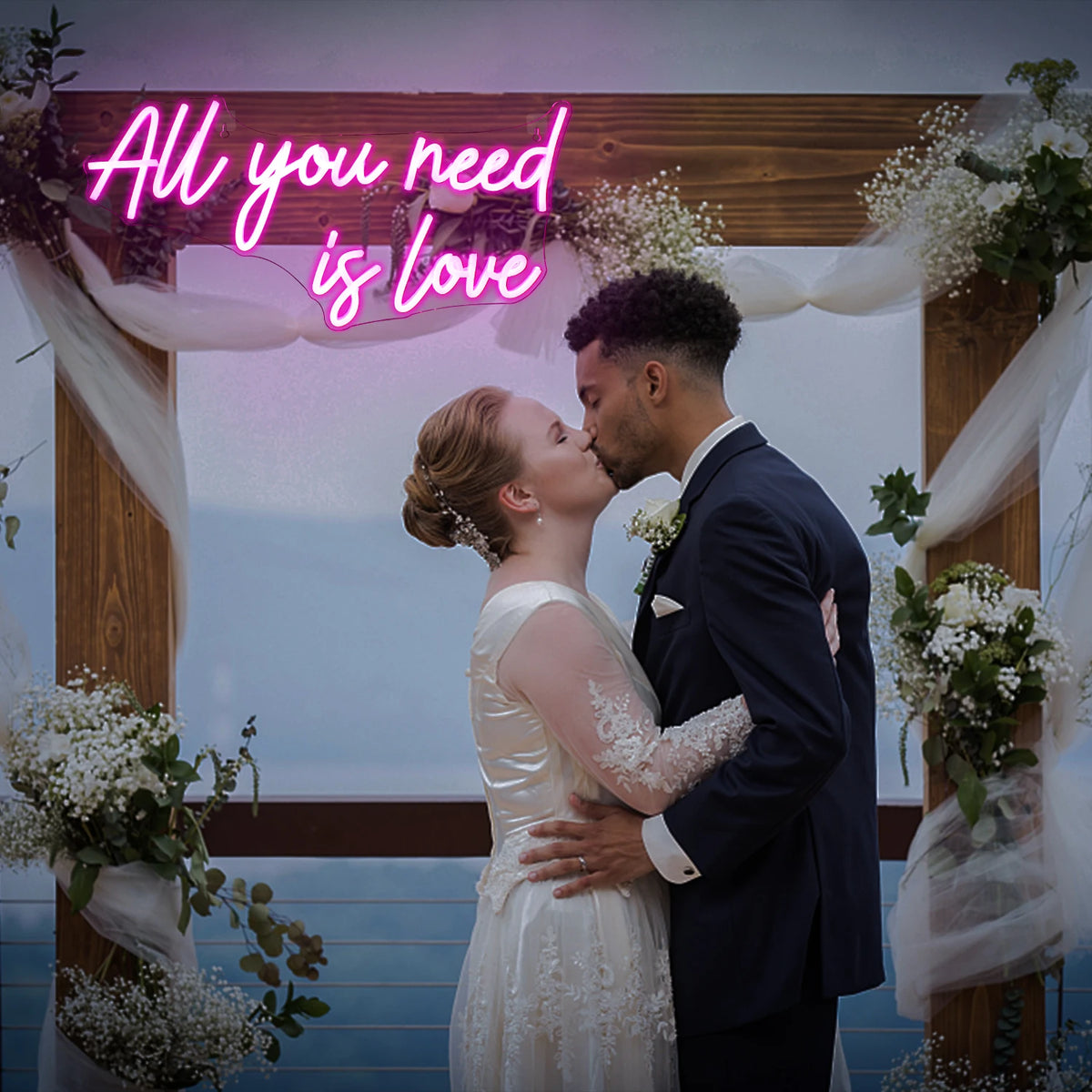 All You Need is Love – LED neoninė iškaba (5 V USB)