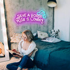 SAVE A HORSE Ride a Cowboy – Kaubojiška skrybėlė – LED neoninė iškaba (5 V USB)