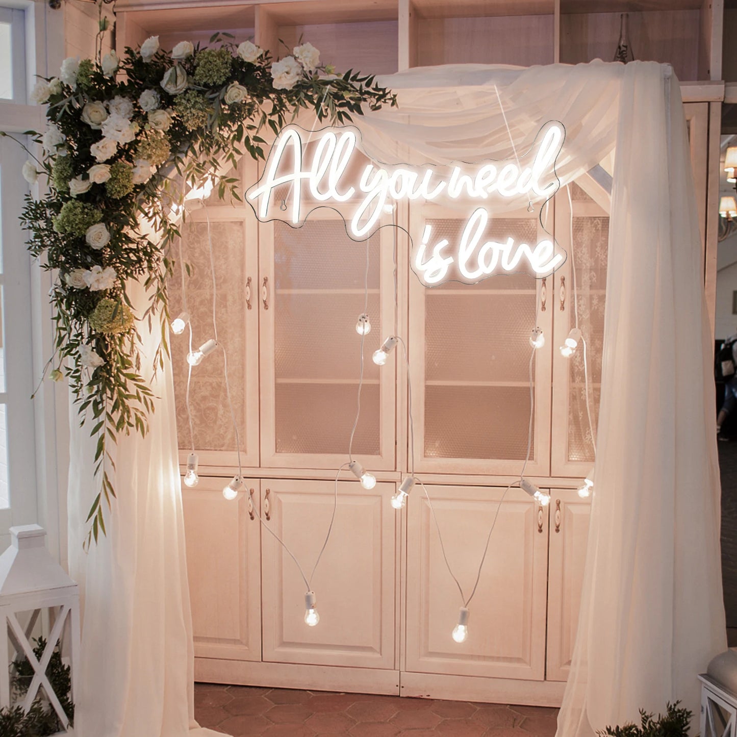 Enseigne LED USB Mini 5V "All You Need is Love" - Économique