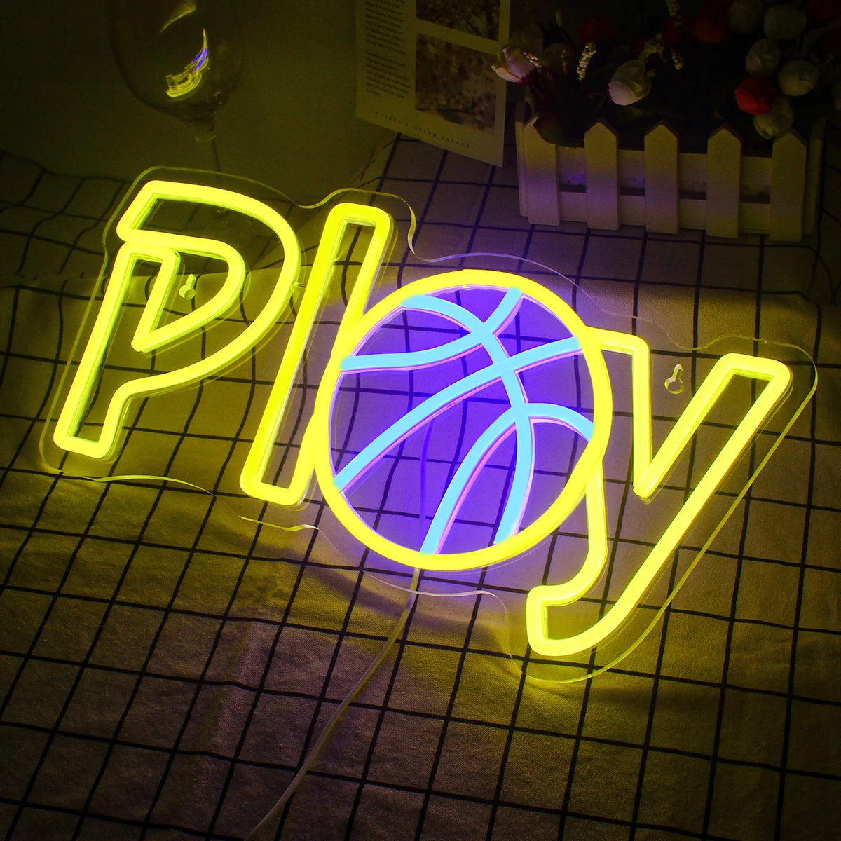 Play – Balón de baloncesto en lugar de la A – rótulo de neón LED (5 V USB)