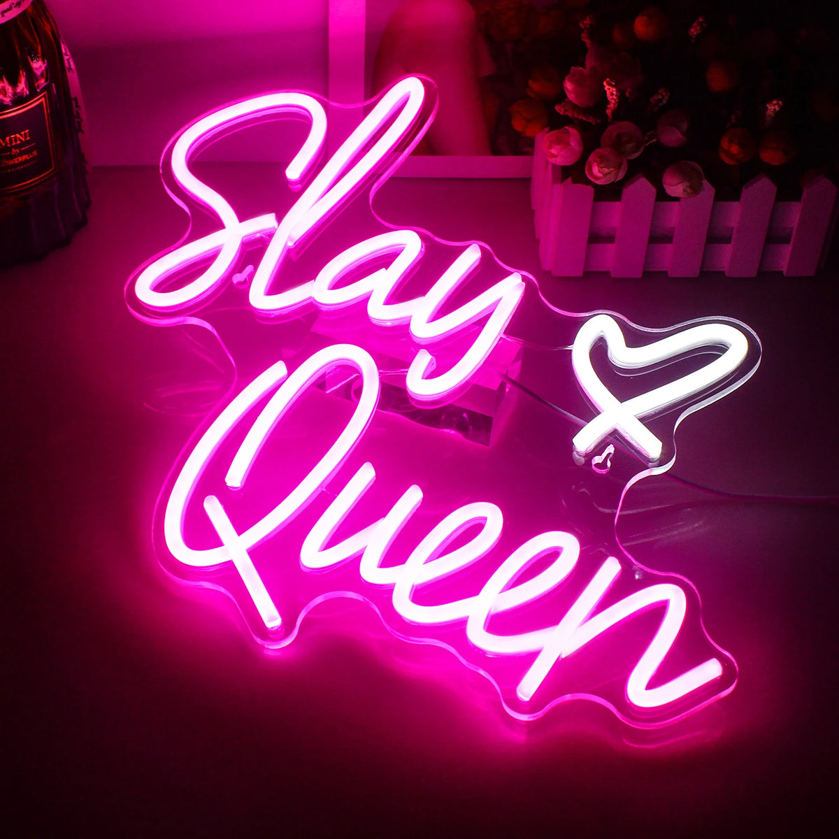Slay Queen – Hjerte – LED-neonskilt (5 V USB)