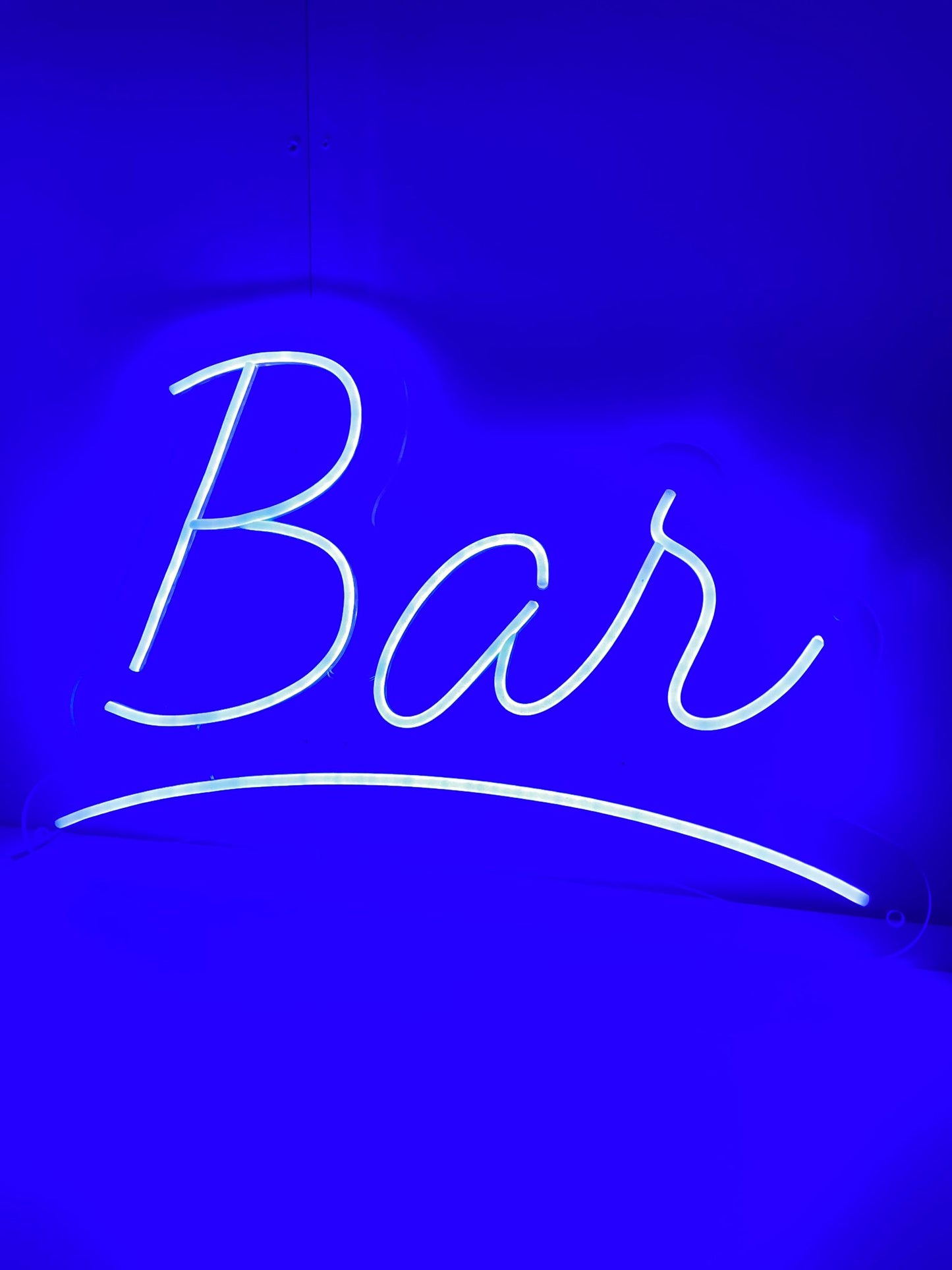 Bar neonski natpis