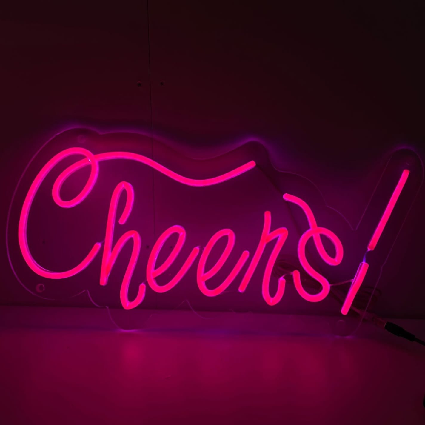 Cheers Bar Neonový nápis