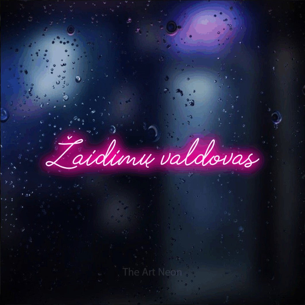 LED neon sign reading “Žaidimų valdovas”, arranged in a single line.
